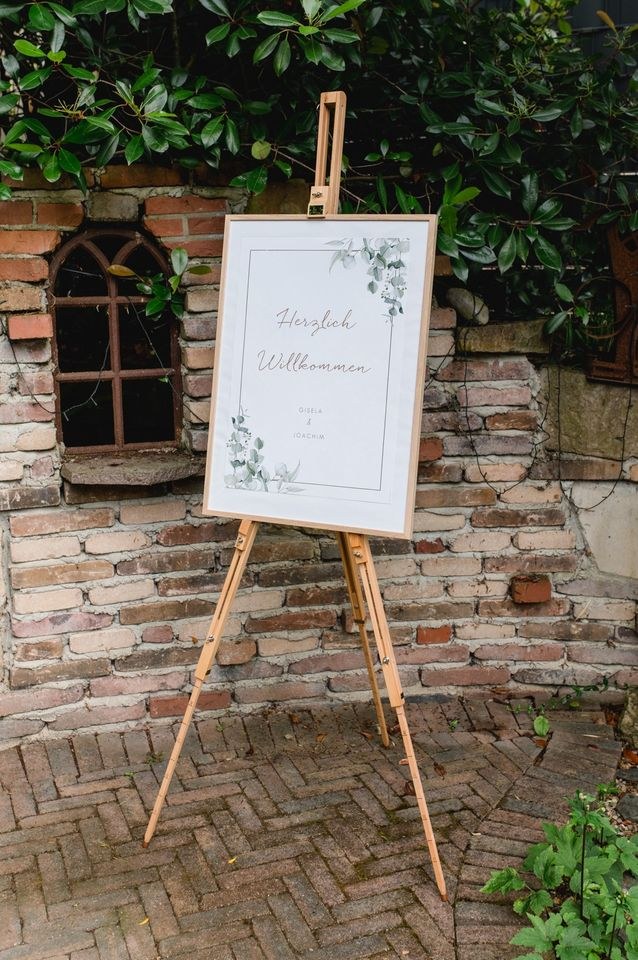 Willkommensschilder verschied Tischordnung Deko mieten in Bad Bentheim – 2