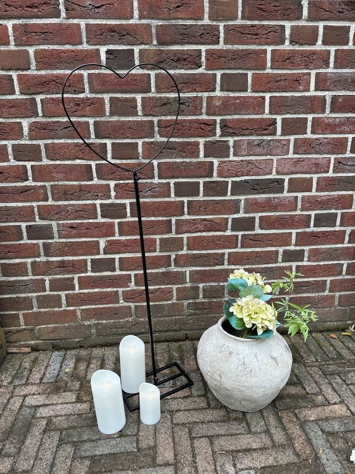 Herzdeko Herzständer Deko Hochzeitsdeko mieten in Bad Bentheim – 2