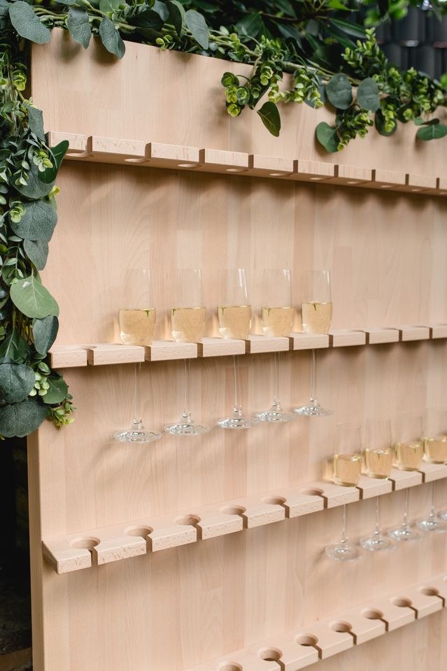Sektwand Sektwall Champagnerwall mieten in Bad Bentheim – 2