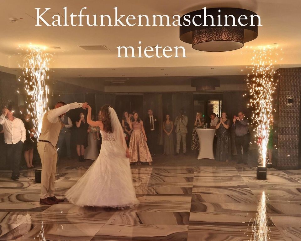 Hochzeitstanz Torte Bodennebel Kaltfontänen mieten in Gudensberg – 4