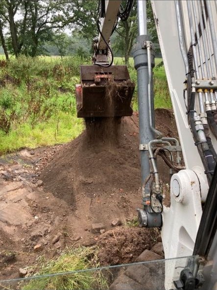 Kettenbagger 15,5t Baggerarbeiten Abbruch Allu mieten in Seth Holstein – 2
