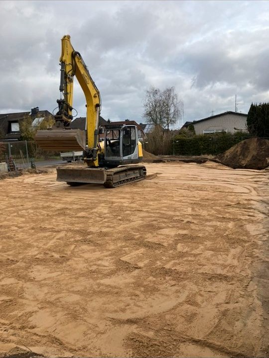 Kettenbagger 15,5 t Baggerarbeiten Hausbau mieten in Seth Holstein