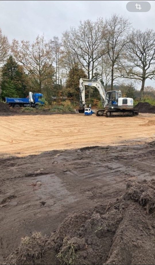 Kettenbagger 15,5 t Baggerarbeiten Hausbau mieten in Seth Holstein – 3