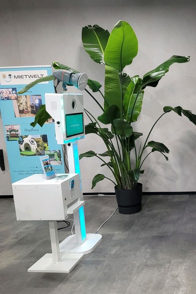 Fotobox Photobooth mieten bei MIETWELT – das Highlight auf jeder Feier