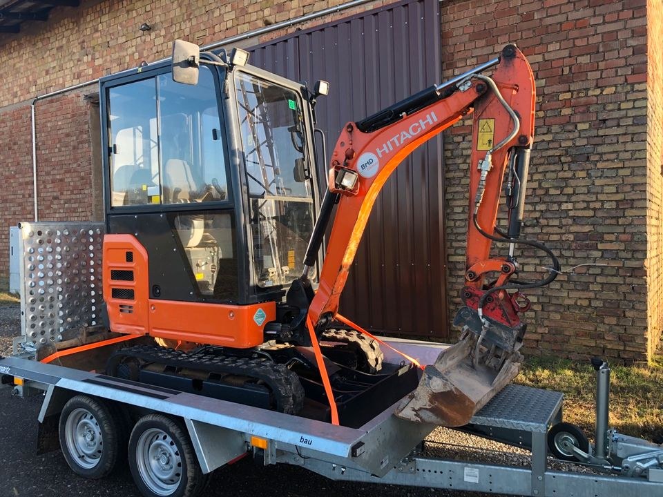 Minibagger Bagger 1,9 Tonnen Tiefbau Arbeiten mieten in Beelitz