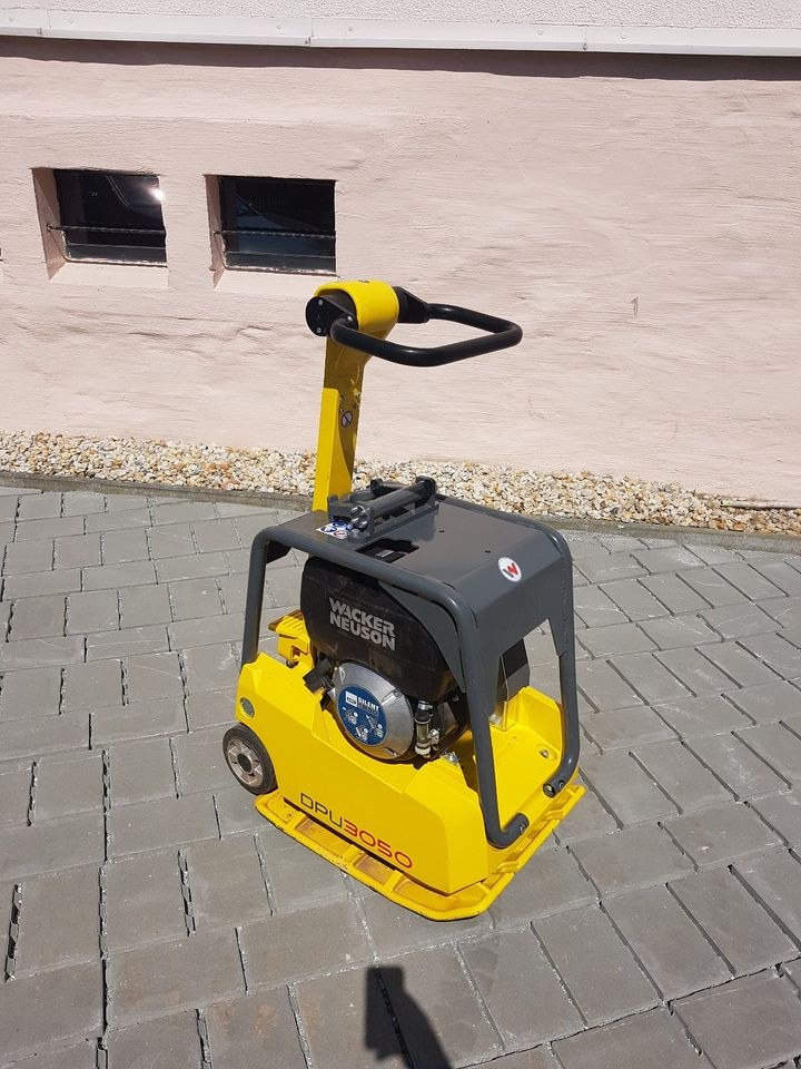 Rüttelplatte Stampfer Flaschenrüttler mieten in Stollberg