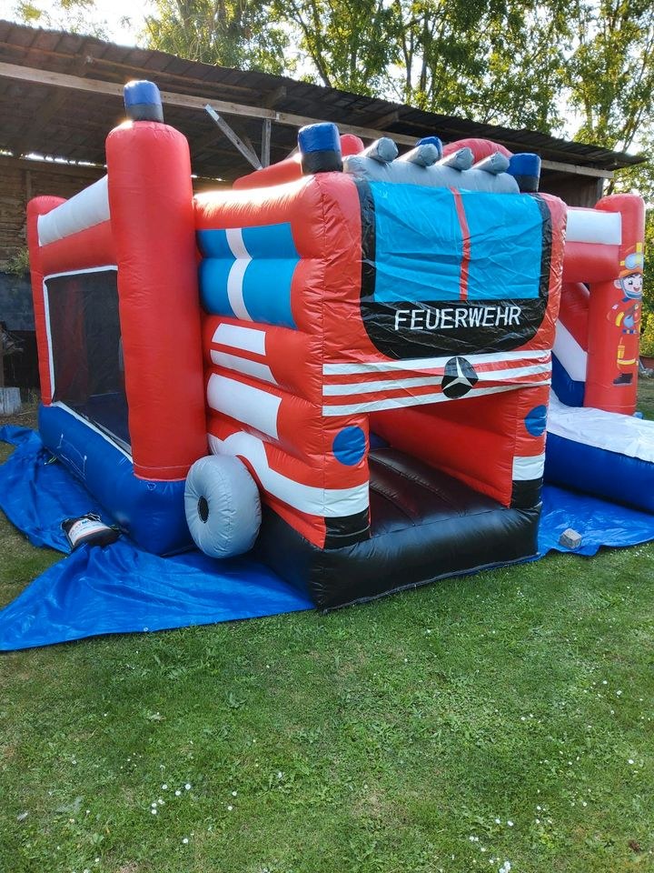 Hüpfburg Feuerwehr Rutsche mieten bei Eventzubehör Mey – 2