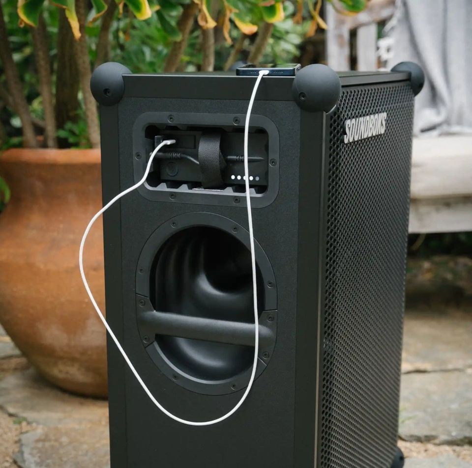 Soundboks 3 4 mieten bei Rentboks – Sound, der ankommt – 4