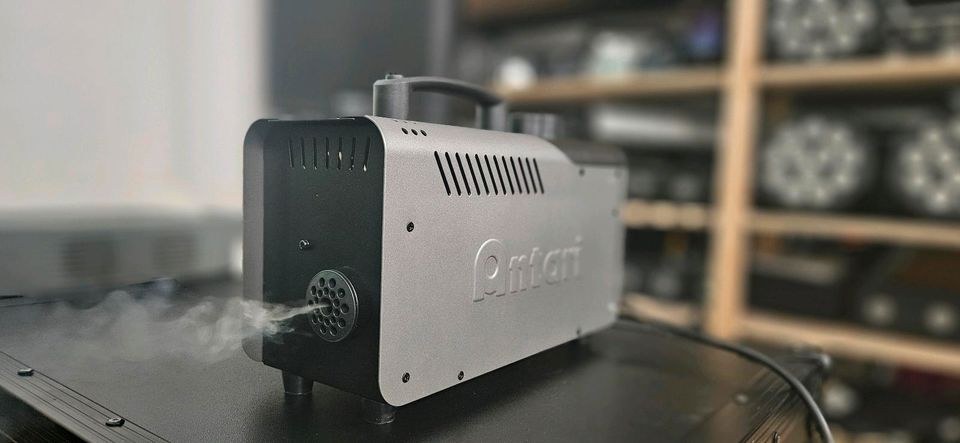 professionelle Antari Nebelmaschine Hazer mieten bei Rentboks