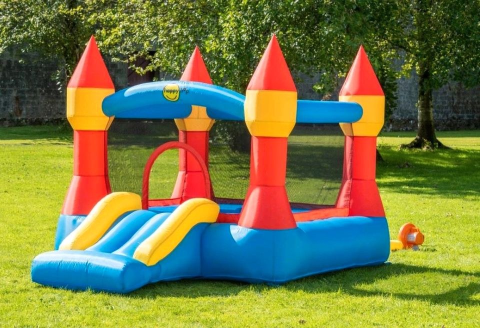 Hüpfburg,4 Gewinnt XXL mieten bei NTVERMIETUNG – Spiel & Spaß