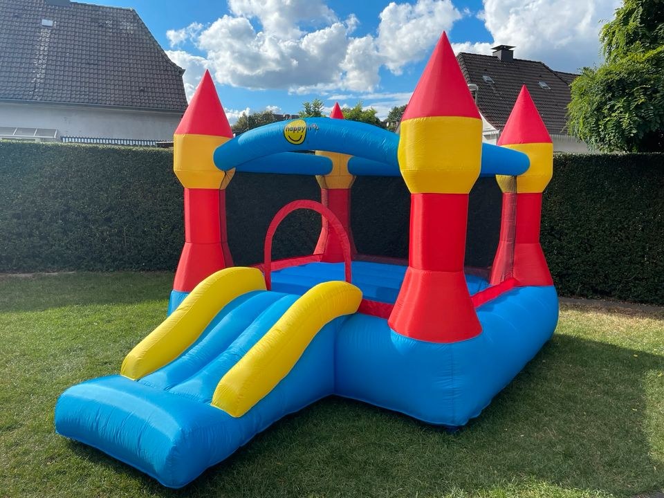 Hüpfburg Schloss Rutsche mieten bei L&A Eventservice