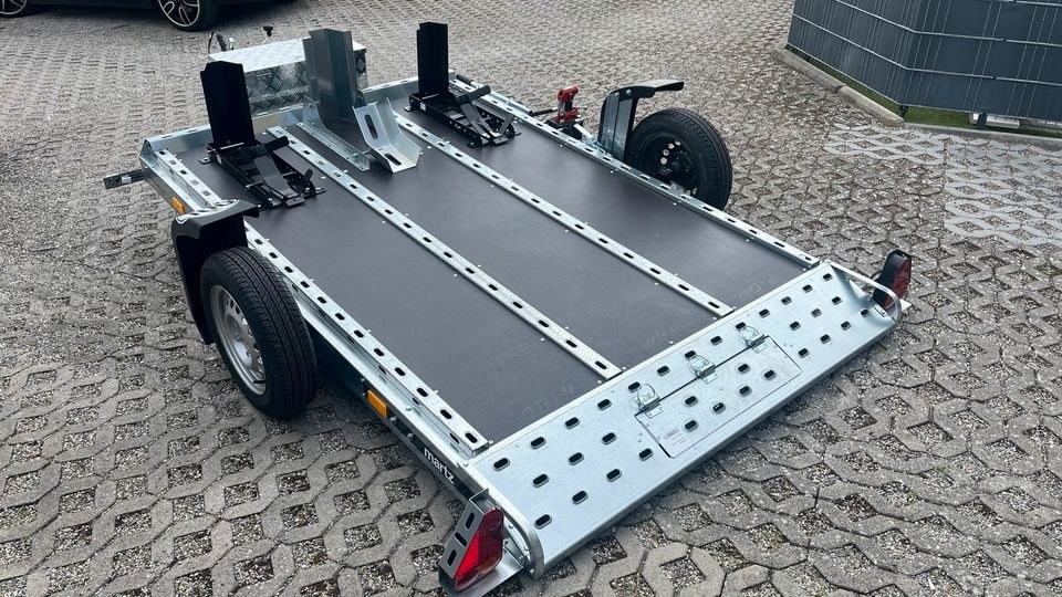Motorradanhänger Absenkbar mieten in Hockenheim