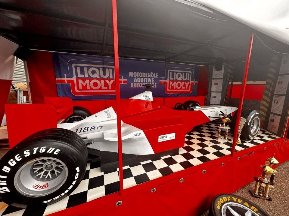 F1 Simulator mieten in Emden – für Kinderfest & Feier