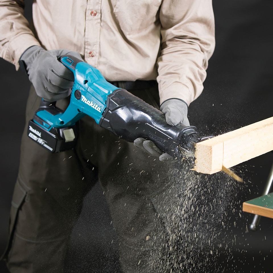 I Makita Reciprosäge DJR186 Akkus u Ladegerät mieten – 3
