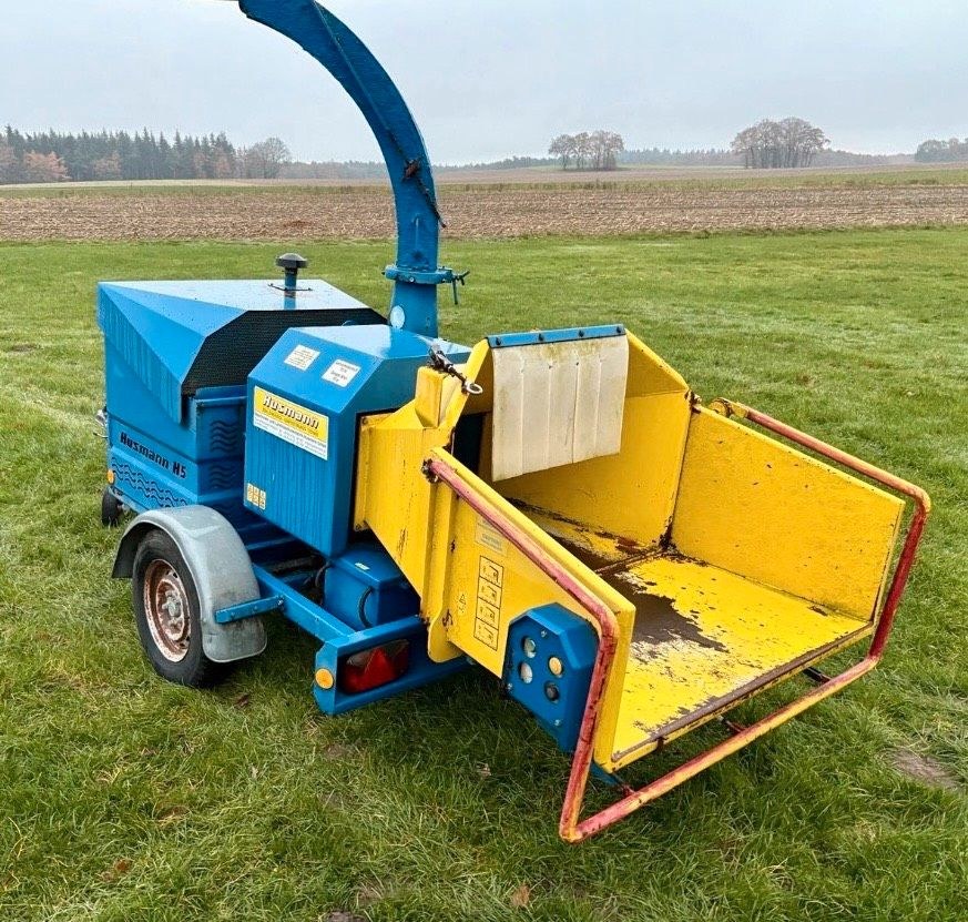 GARTENHÄCKSLER HOLZHÄCKSLER HOLZSCHREDDER mieten in Krefeld – 2