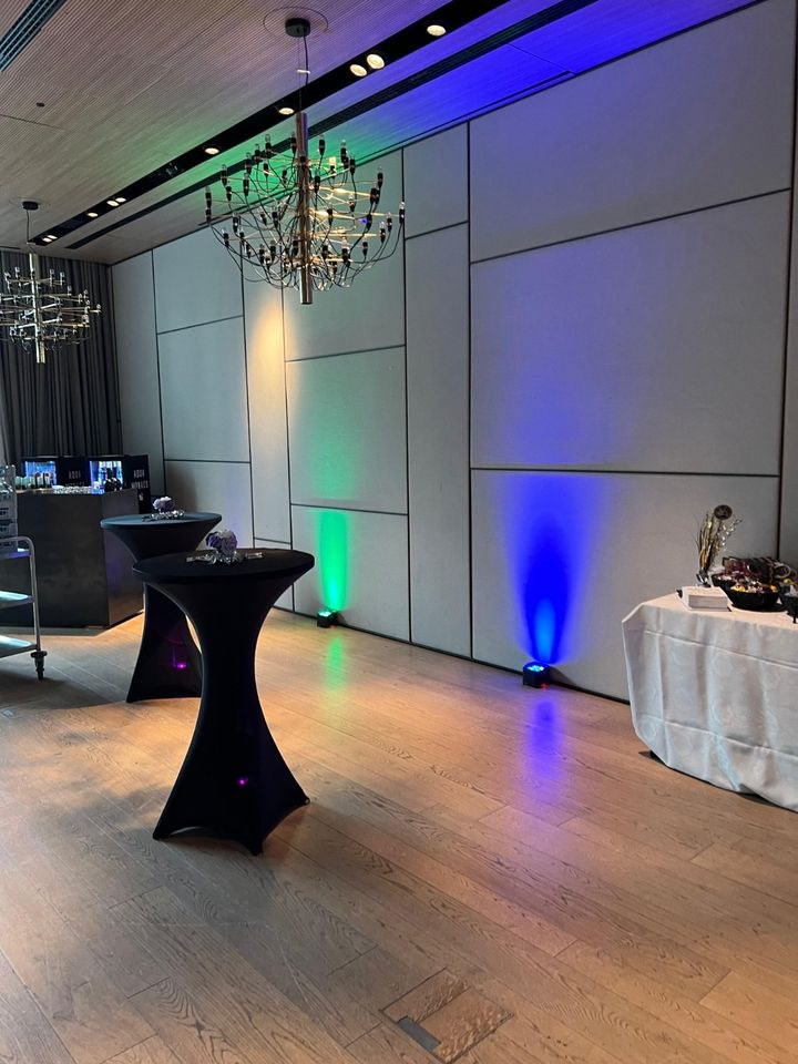 Partylichter Bühnenlicht Akkustrahler mieten in Baden-Baden – 3