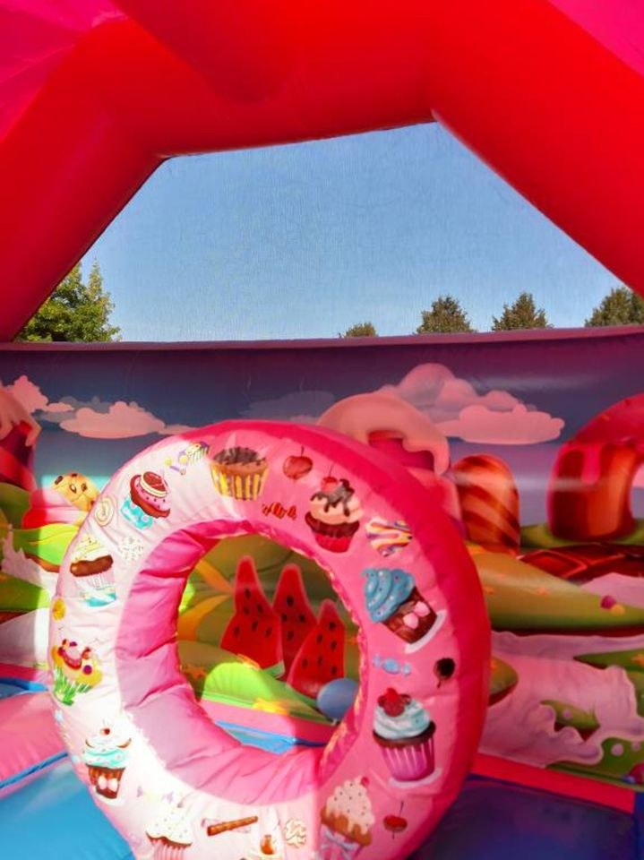 Candy Schloss Hüpfburg Rutsche mieten in Niederkassel – 3