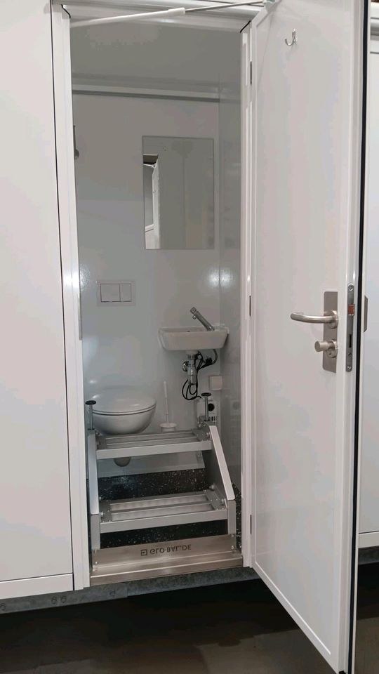 eingetroffen XXL Toilettenwagen mieten bei Mietservice Nüsttal – 4