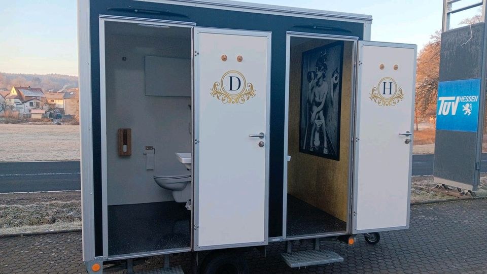 VIP Toilettenwagen mieten in Nüsttal – für Baustelle & Fest – 2