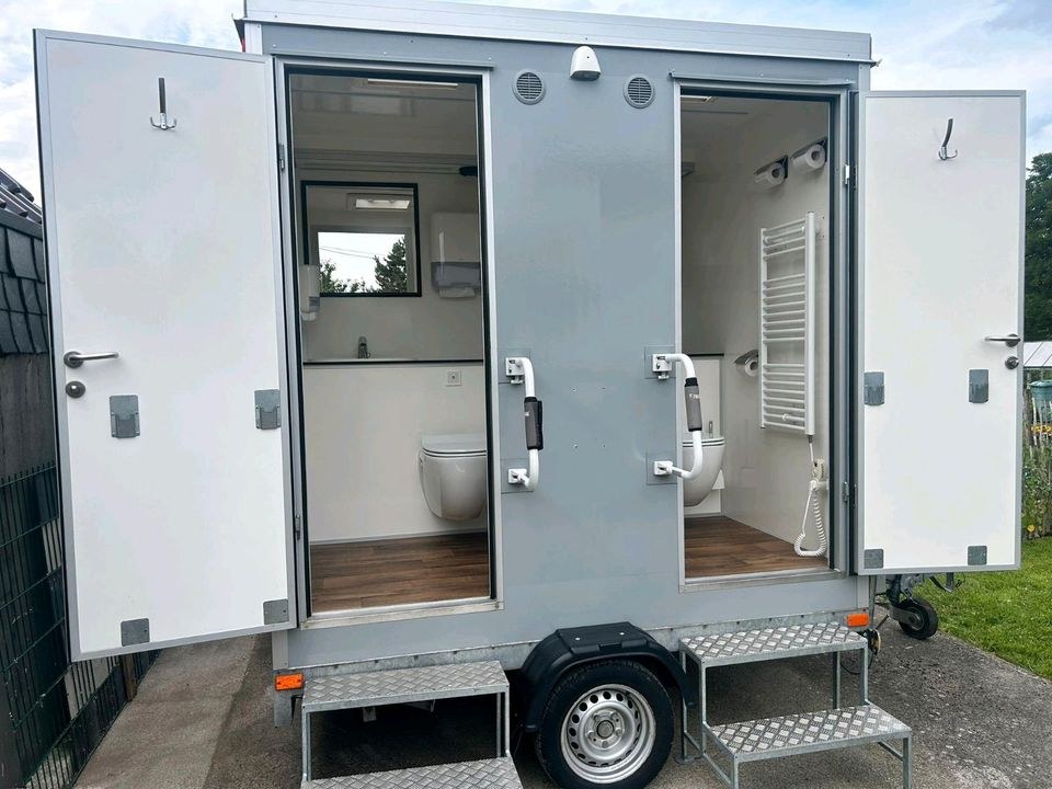 Toilettenwagen autark WC Anhänger mieten bei Mietservice Nüsttal – 4