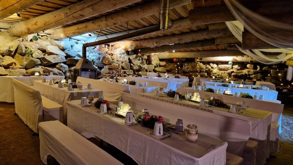 Bierbankhussen N mieten bei ToWi Eventdeko – Sitzplätze für alle – 2