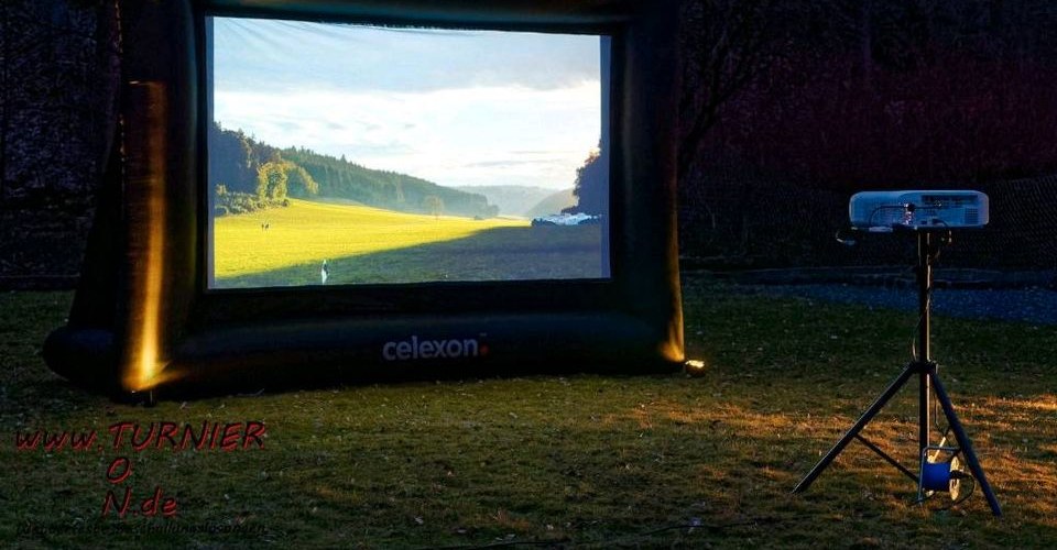 N Beamer Leinwand Lautsprecher Open Air Kino mieten bei Turnierton – 3