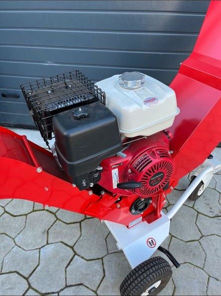 Häcksler Schredder Tielbürger th 80Mieten mieten – 3