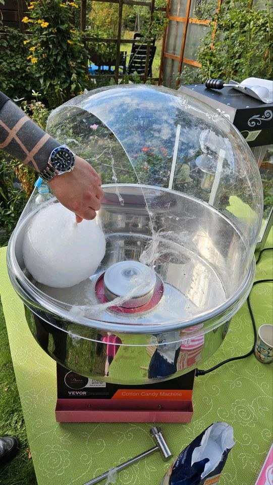 Zuckerwattemaschine Eröffnungsfeier mieten in Langenhagen – 3