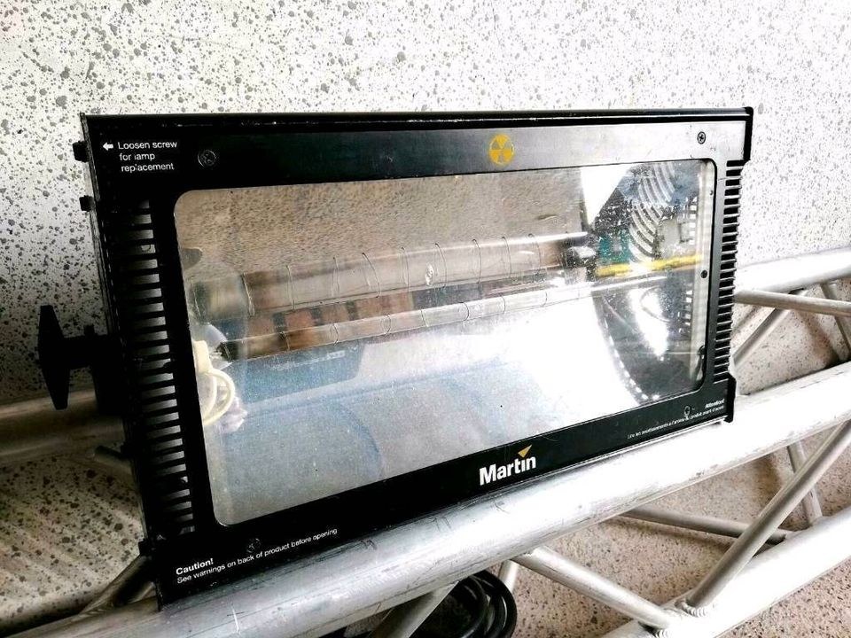 Stroboskop mieten in Borgentreich – Atmosphäre auf Knopfdruck – 2