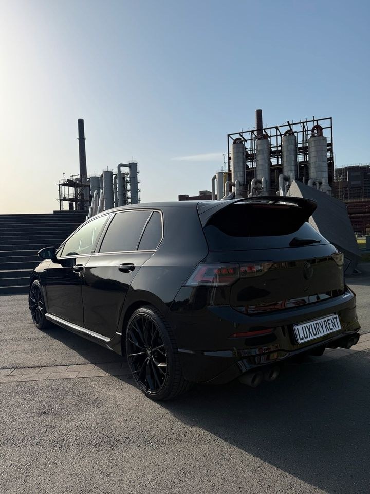 VW Golf R GTI Akrapovic Audi RS3 Mercedes A45 mieten in Schonnebeck – 2