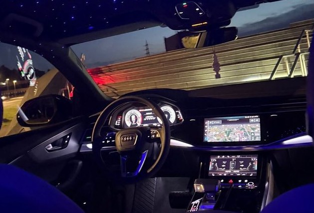 Audi Q8 Sternenhimmeldach RSQ8 BMW X6M mieten in Schonnebeck – 3
