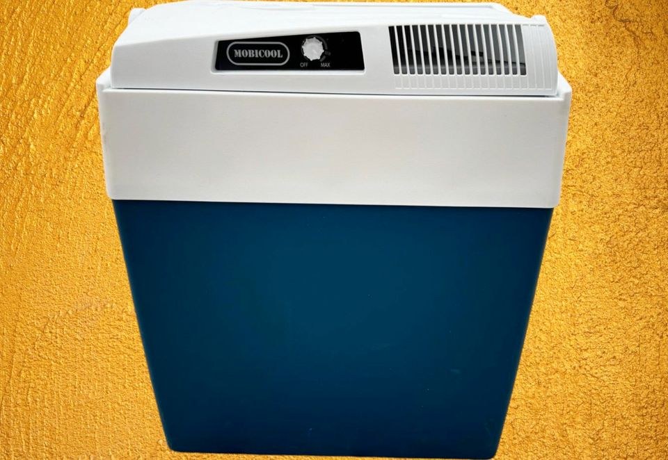 Camping Mobicool Kühlbox 26 Liter mieten in Rostock
