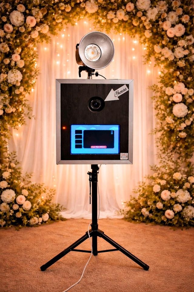Fotobox Photobooth Neuwied Drucker QR mieten bei MJ- Partyzubehör – 2