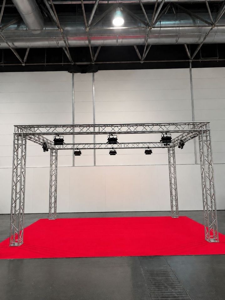 Expotruss Traverse Truss Messestand Messe mieten in Oberhausen