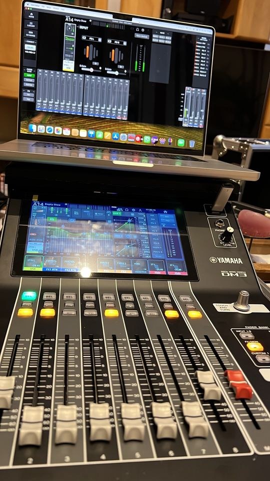Yamaha DM3 Dante mieten in Oberhausen – Sound, der ankommt