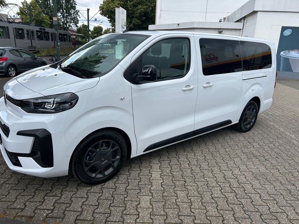 8 9 Sitzer Busse Kleinbus mieten bei SK Solution – für Gruppe & Team
