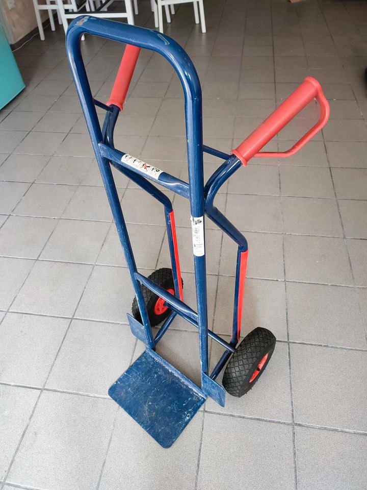 Anhänger 750 kg Sackkarre Auffahrrampen mieten in Delbrück – 4