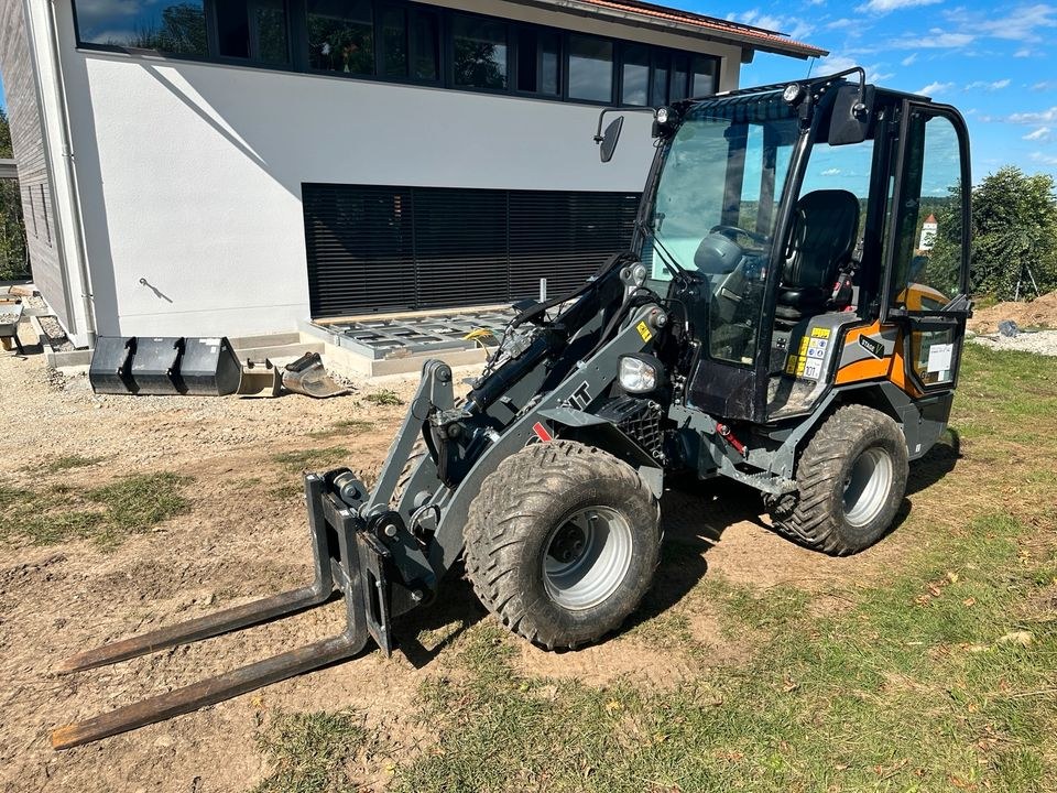 GIANT G2700 HD+ X TRA RADLADER mieten bei Basti’s Baumaschinenverleih – 4