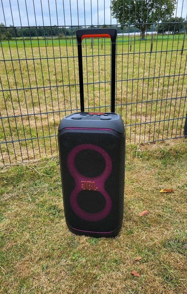 JBL Partybox Stage 320 Lautsprecher mieten in Varel – Party-Sound