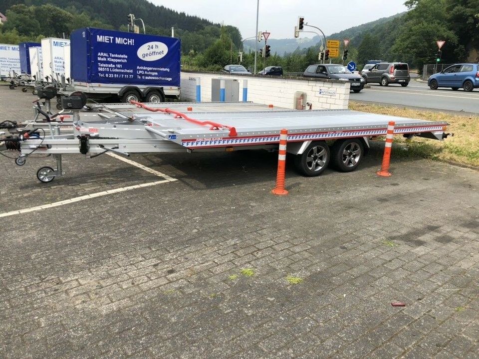 Autotrailer 24 h geöffnet mieten bei Solutions & Sales