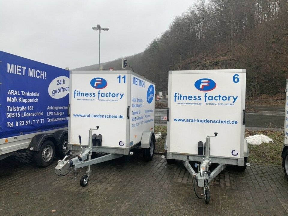 Kofferanhänger 24h geöffnet Aral Brügge mieten bei Solutions & Sales