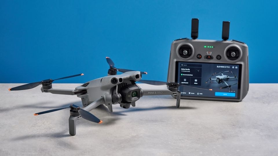 DJI Mini 5 Pro Drohne 4K 50 Megapixel mieten in Altstadt-Lehel