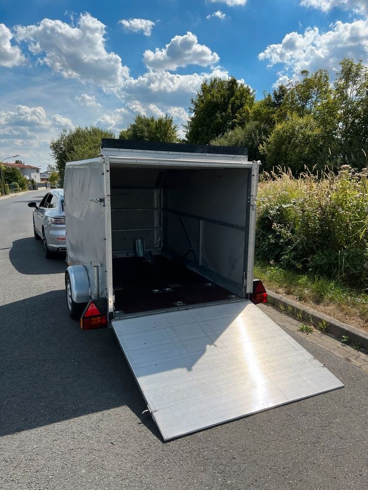 2 er Motorradanhänger Rampe mieten in Meine – für die Baustelle – 2