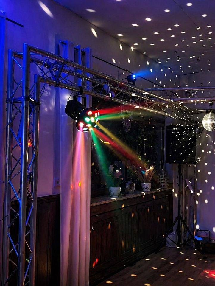 Lichteffekt Eventtechnik mieten in Moers – Licht für Party & Event – 4