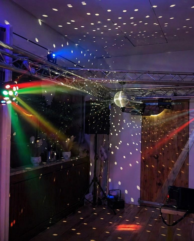 Lichteffekt Eventtechnik mieten in Moers – Licht für Party & Event – 3