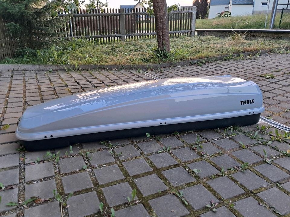 THULE Dachbox Dachträger jedes Auto Urlaubs mieten in Neustadt – 2