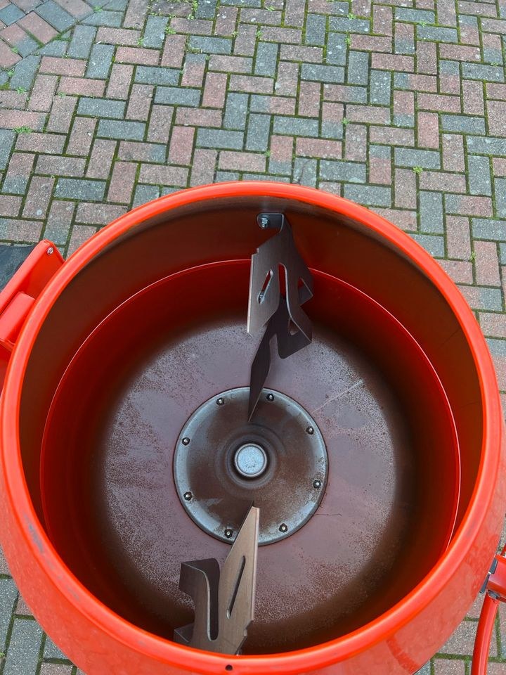 Betonmischer Mischmaschine Mörtelmischer mieten bei Deichbar – 4
