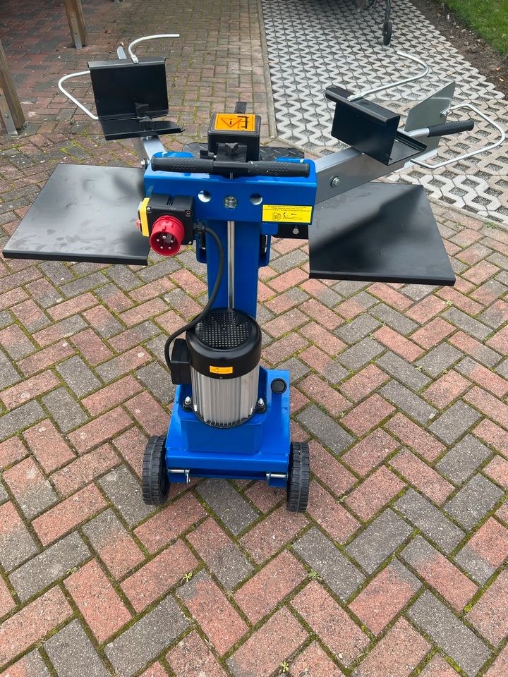 Holzspalter 8T mieten bei Deichbar – für Garten & Grundstück – 4