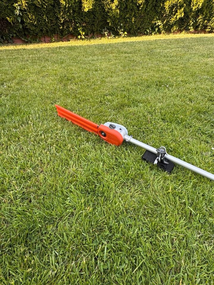 Hochentaster Husqvarna Multitool Benzin mieten bei Deichbar – 3
