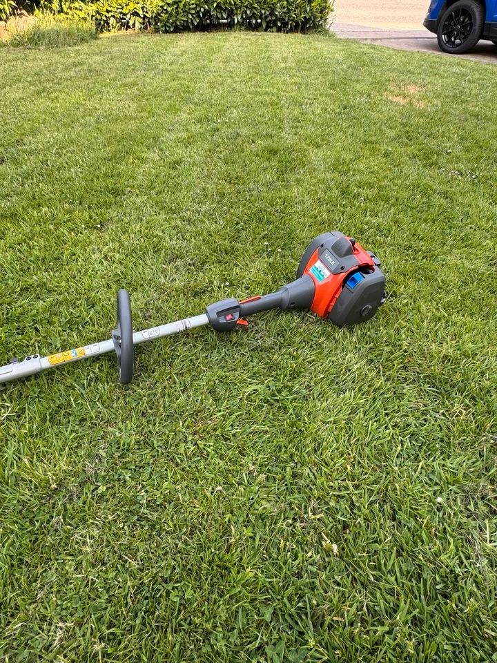 Hochentaster Husqvarna Multitool Benzin mieten bei Deichbar – 2